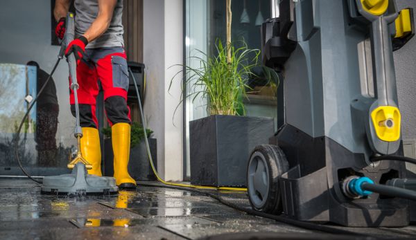 Commercial Pressure Cleaning in Niceville
