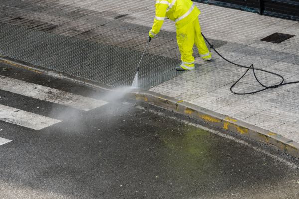 Asphalt Maintenance Cleaning