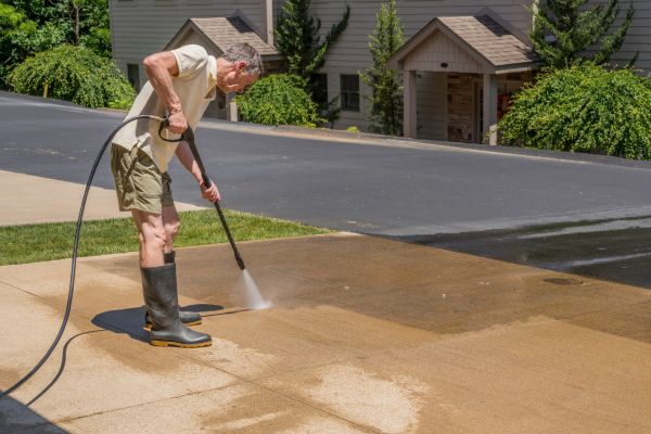 Concrete Pressure Cleaning in Niceville