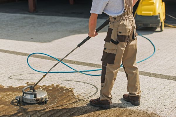 Townhouse Driveway Cleaning in Niceville