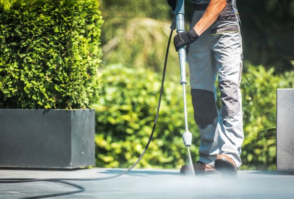 Condo Patio Cleaning in Niceville