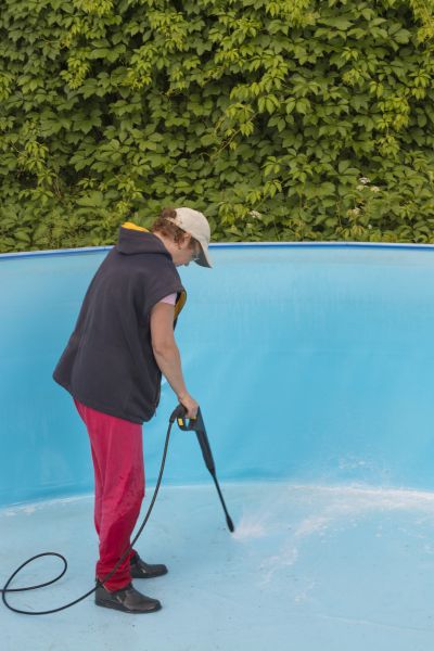 Pool Pressure Washing in Niceville